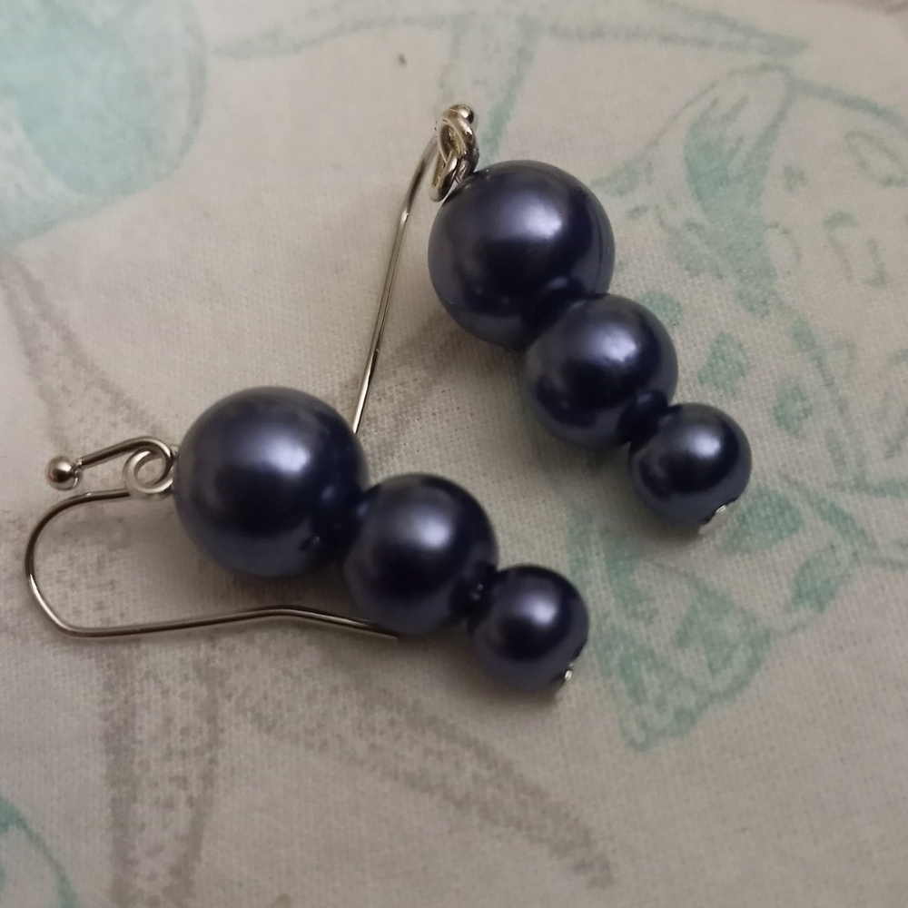 Hand Crafted navy blue unicorn pearl earrings